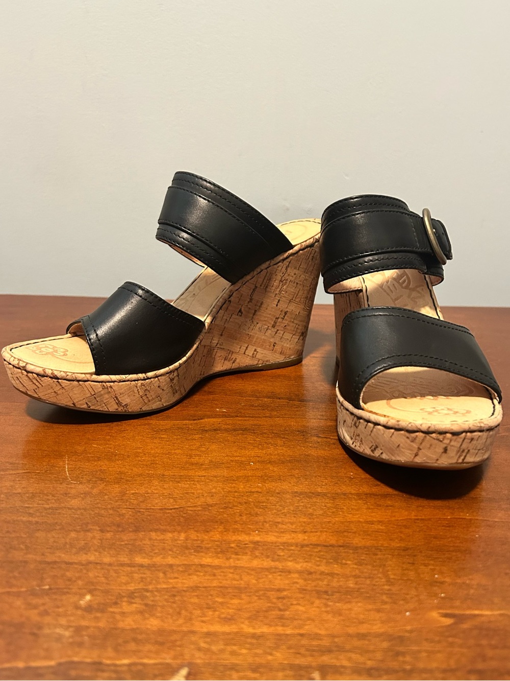 BORN Black Leather Cork Wedge Sandals Classic Slide with Buckle size 9